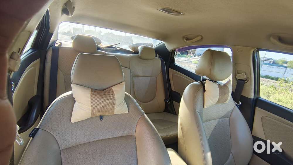 Hyundai Fluidic Verna 2013