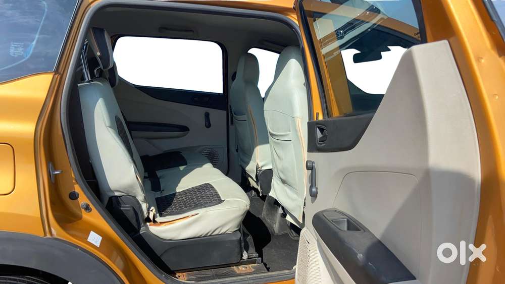 Renault Triber Rxl, 2020, Petrol