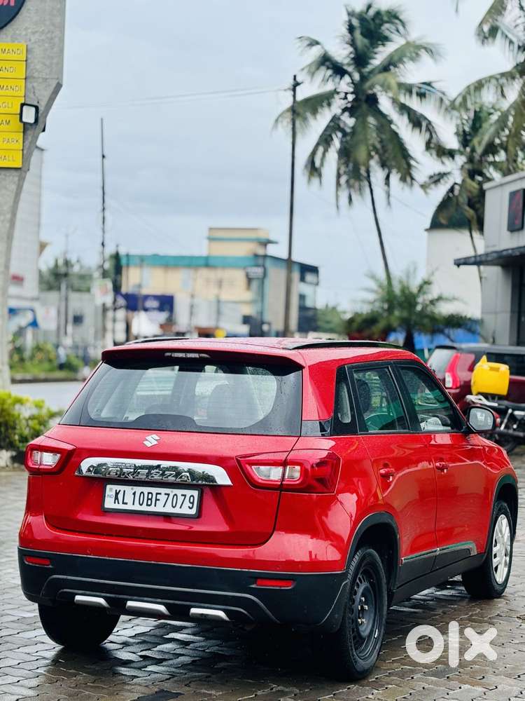 Maruti Suzuki Brezza 1.5 Vxi Smart Hybrid, 2021, Petrol