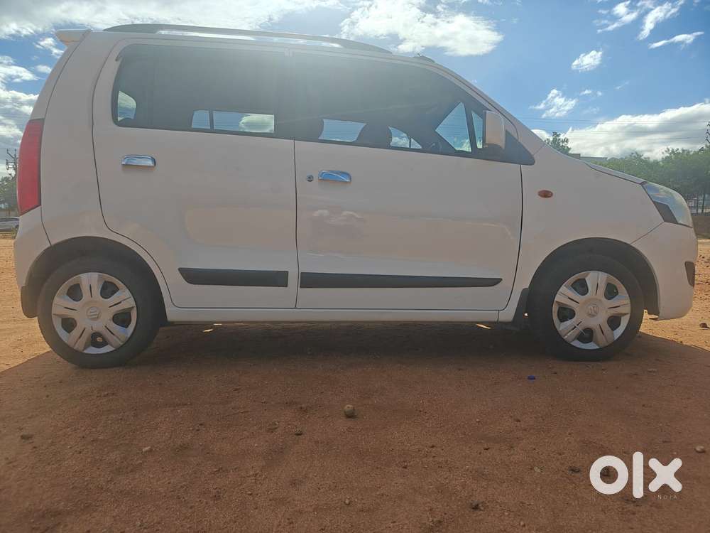 Maruti Suzuki Wagon R Vxi Opt, 2019, Petrol