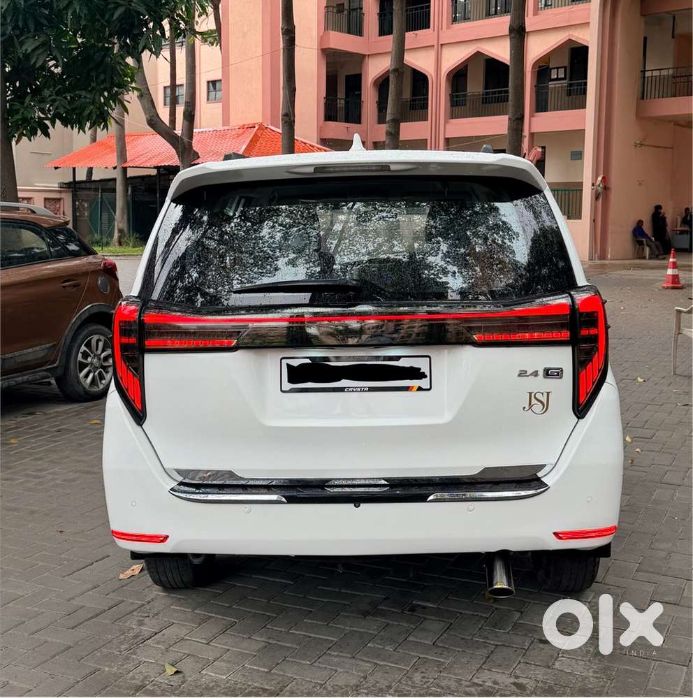 Toyota Innova Crysta 2018 Km Driven