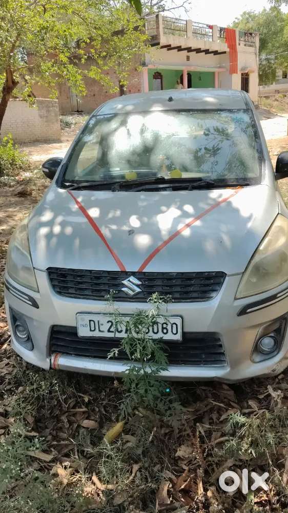 Maruti Suzuki Ertiga 2013 Cng Petrol 126500 Km Driven
