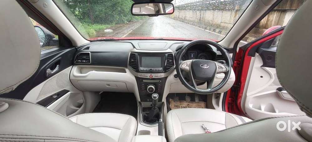 Mahindra Xuv300 W8 Option Dual Tone, 2021, Petrol