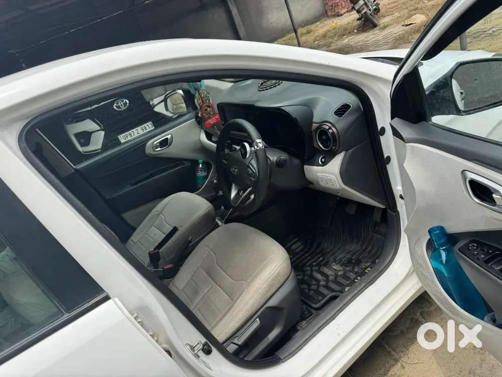 Hyundai Aura Sx 2023