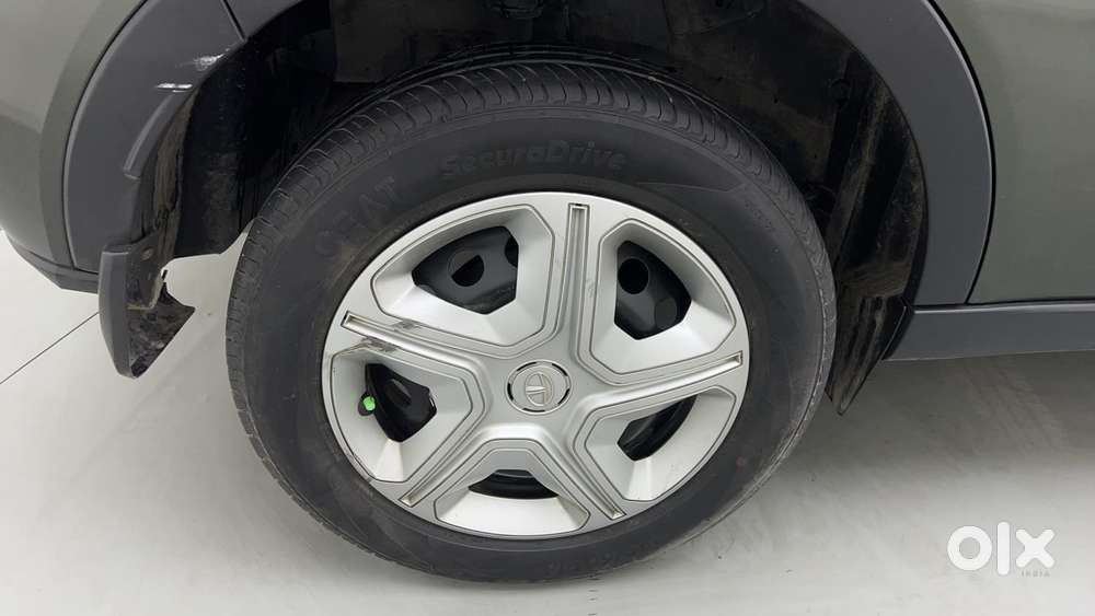 Tata Nexon 1.2 Revotron Xma, 2022, Petrol