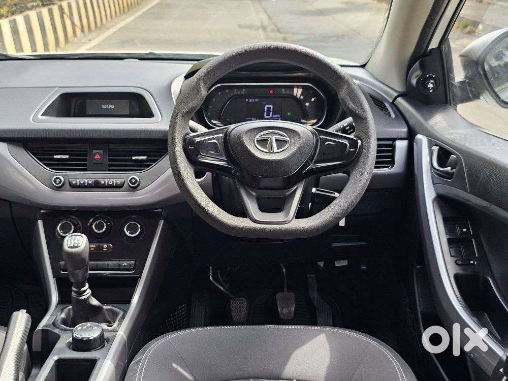 Tata Nexon 1.2 Revotron Xm (s), 2022, Petrol