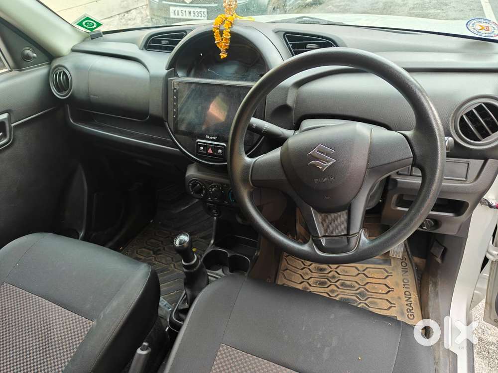 Maruti Suzuki S-presso Vxi, 2023, Petrol