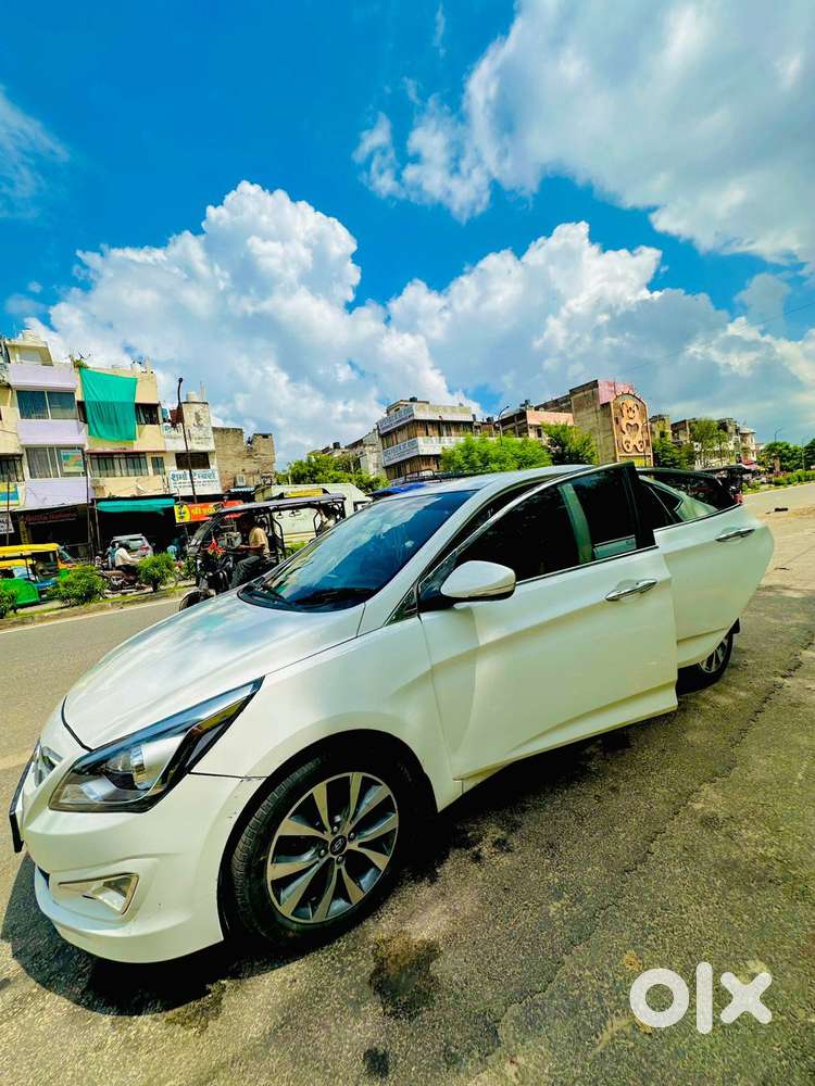 Hyundai Verna 1.6 Sx (o) Crdi Se, 2015, Diesel