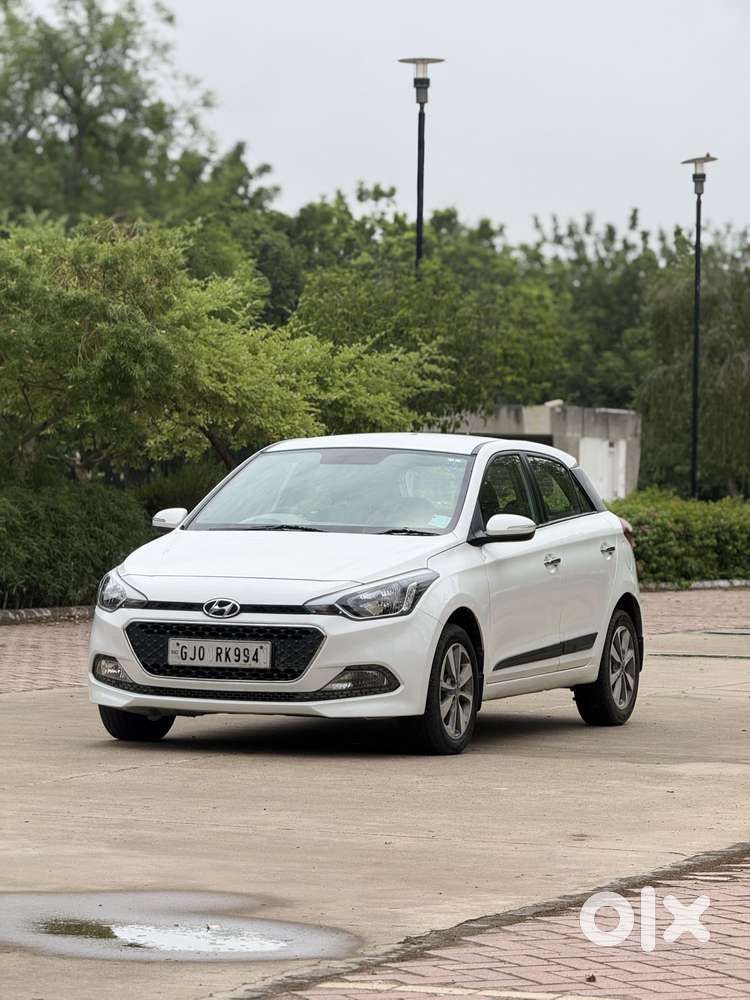 Hyundai Elite I20 Sportz (o) 1.2, 2015, Petrol