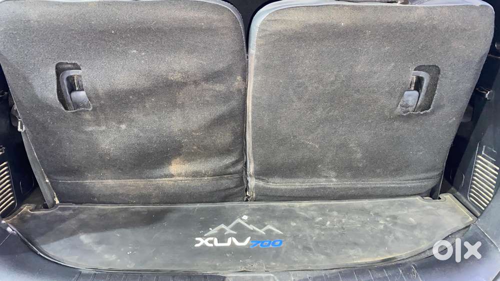 Mahindra Xuv700 2.0 Ax 5 Petrol Mt 7 Str, 2022, Petrol
