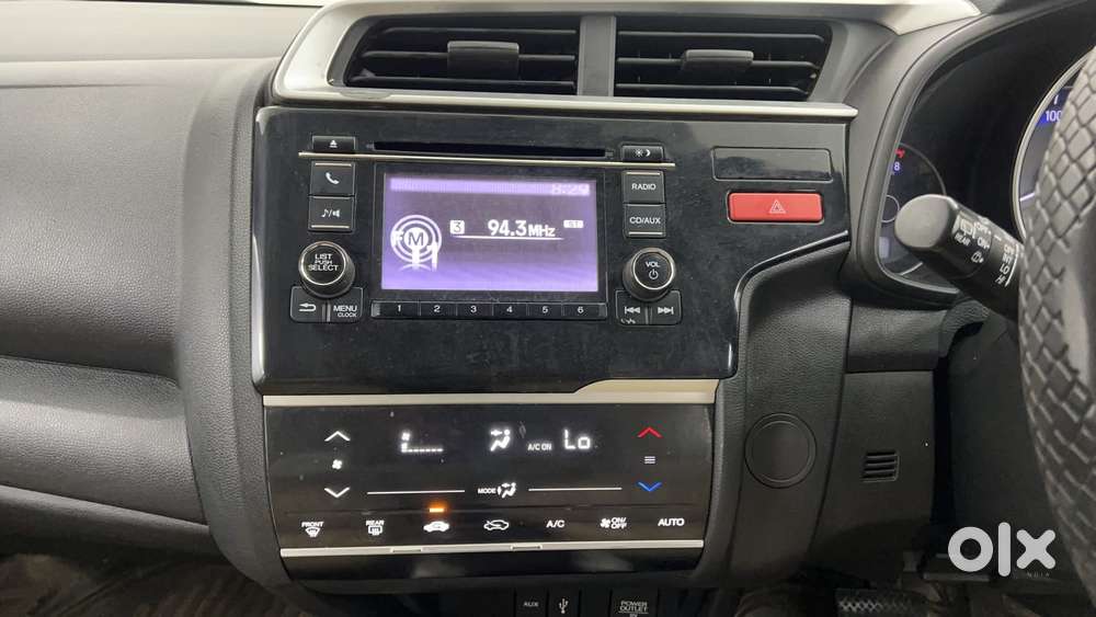 Honda Jazz V At I-vtec, 2015, Petrol