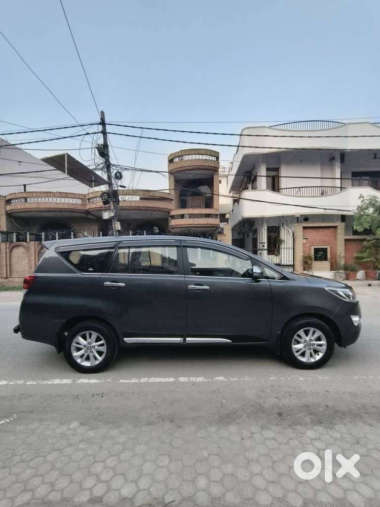 Toyota Innova Crysta 2.4 G Mt, 2019, Diesel