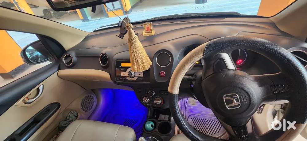 Honda Amaze 2015 Petrol 64200 Km Driven