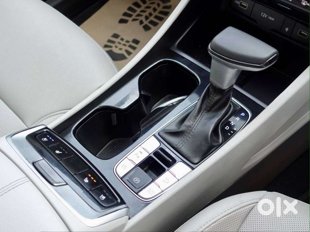 Hyundai Tucson Signature 2.0 At Petrol, 2022, Petrol