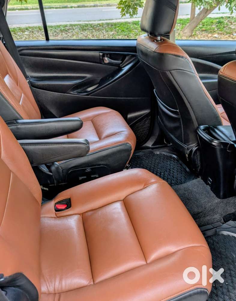 Toyota Innova Crysta 2.4 Gx Limited Edition 7 Str, 2022, Diesel