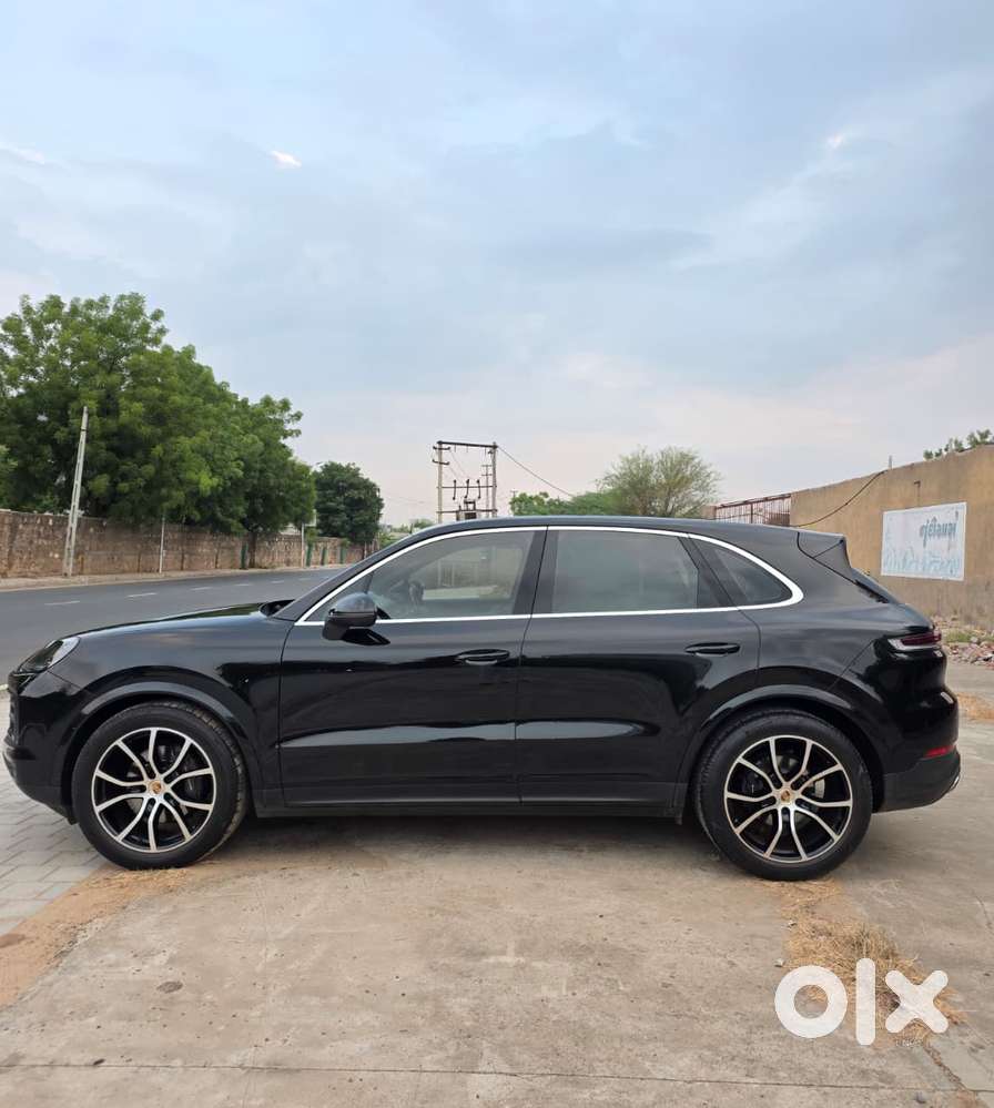 Porsche Cayenne, 2024, Petrol