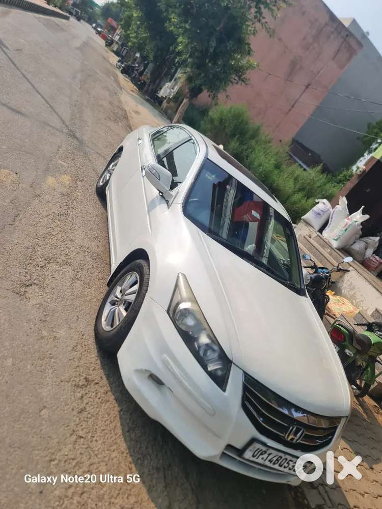 Honda Accord Petrol 2012