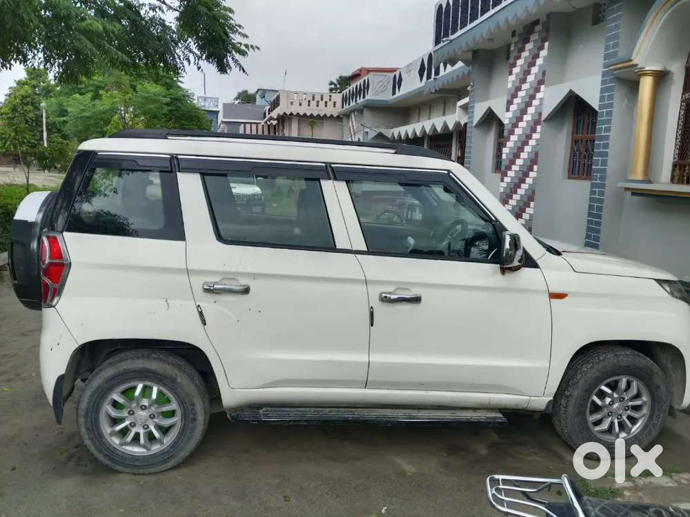 Mahindra Tuv 300 2017 Diesel 2nd