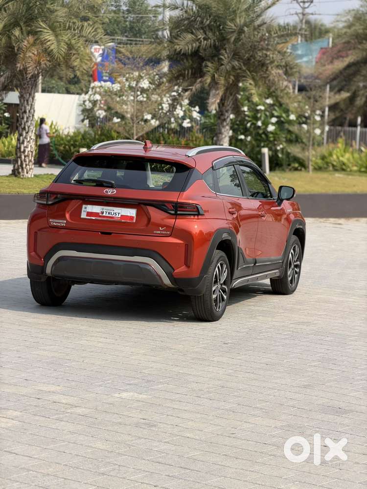 Toyota Urban Cruiser Taisor V 1.0 Petrol Mt, 2024, Petrol