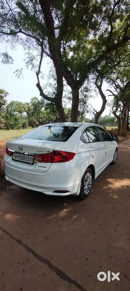 Honda City 2015 Diesel  22 + Milage
