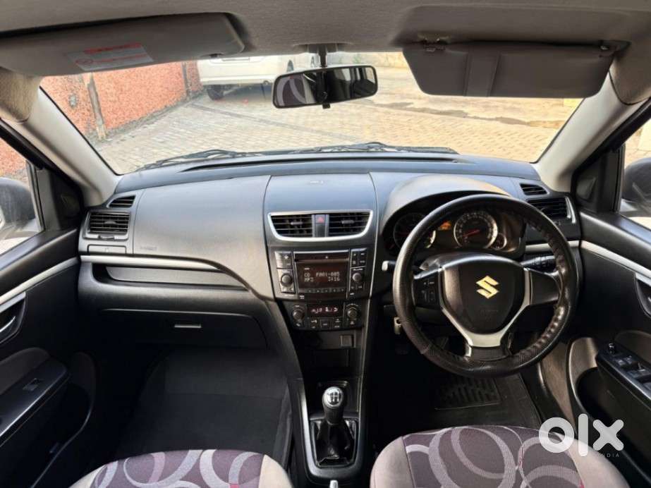 Maruti Suzuki Swift Vvt Zxi, 2013, Petrol