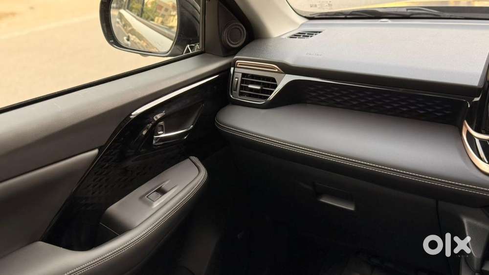 Maruti Suzuki Victoris Zxi Plus (o) Petrol Manual, 2025, Petrol