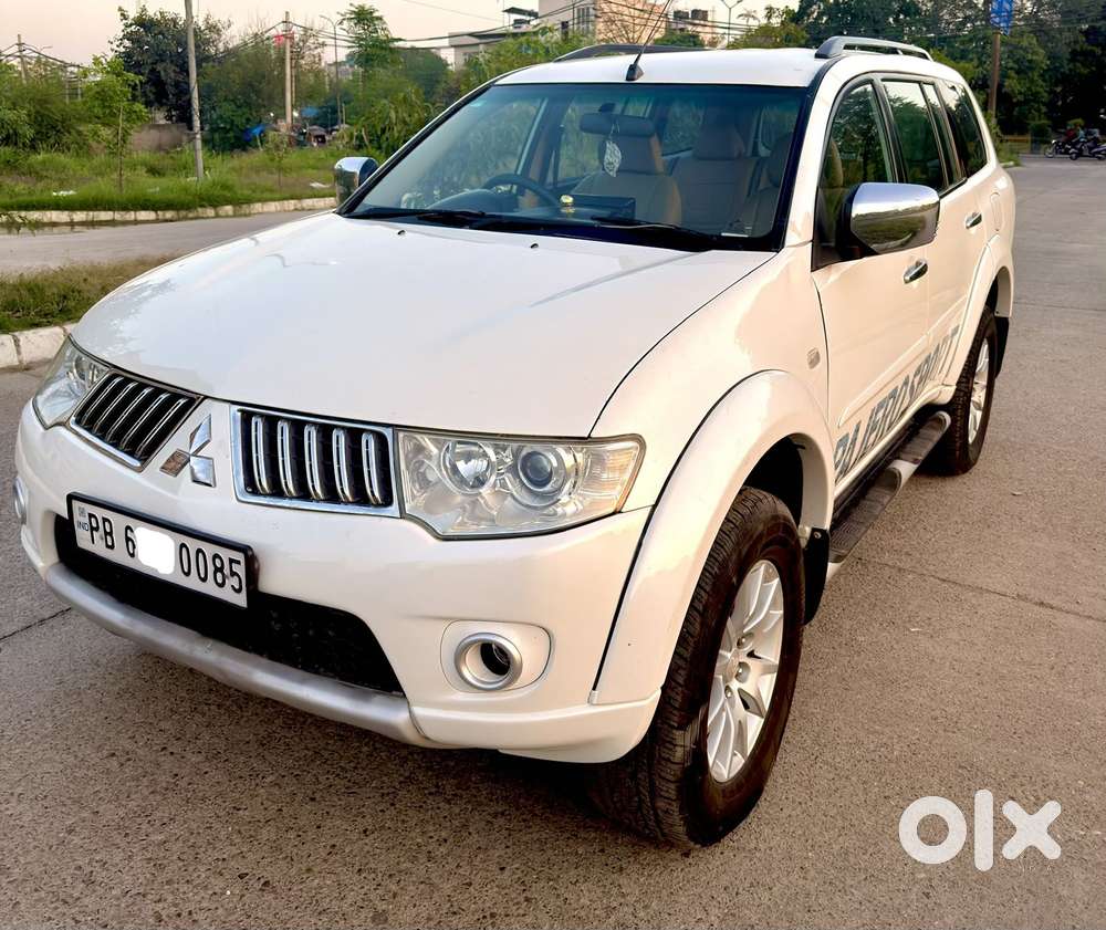 Mitsubishi Pajero Sport 2.5 Manual, 2013, Diesel