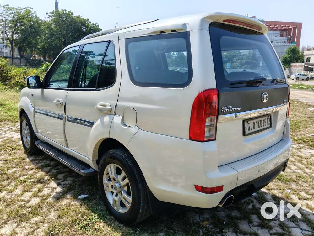 Tata Safari Storme