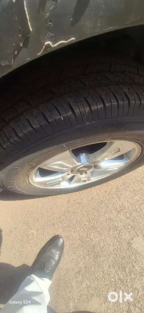 Mahindra Xuv500 2013 Diesel 125000 Km Driven