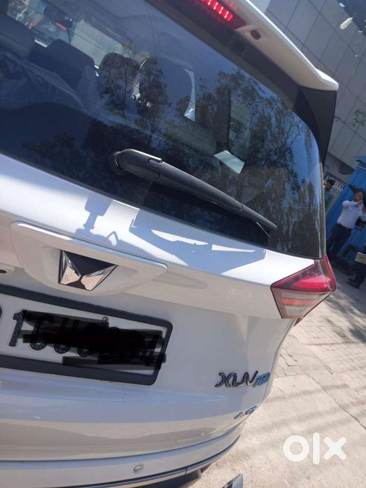 Mahindra Xuv700 2024 Diesel Automatic Top Model 21570 Km Driven