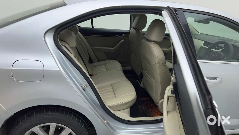 Skoda Octavia 2.0 L K Tsi At, 2018, Petrol