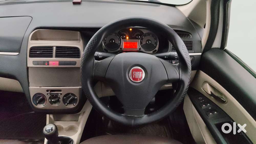 Fiat Linea Emotion 1.4 L T-jet Petrol, 2013, Petrol