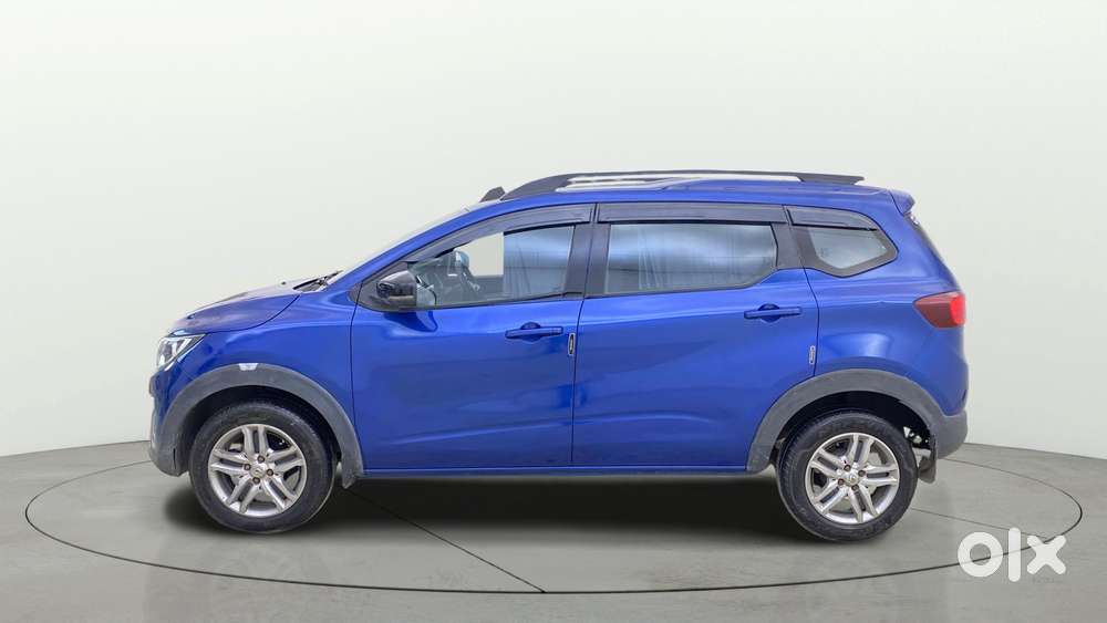 Renault Triber Rxz, 2021, Petrol