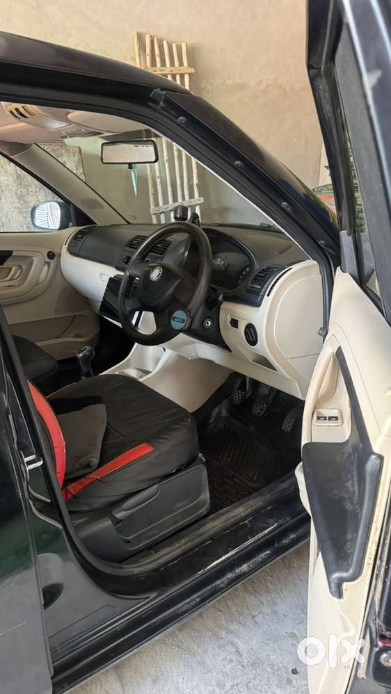 Skoda Fabia Petrol 2012