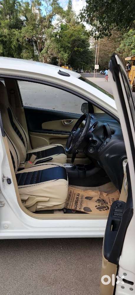 Honda Brio 2013-2016 Vx O At, 2014, Petrol