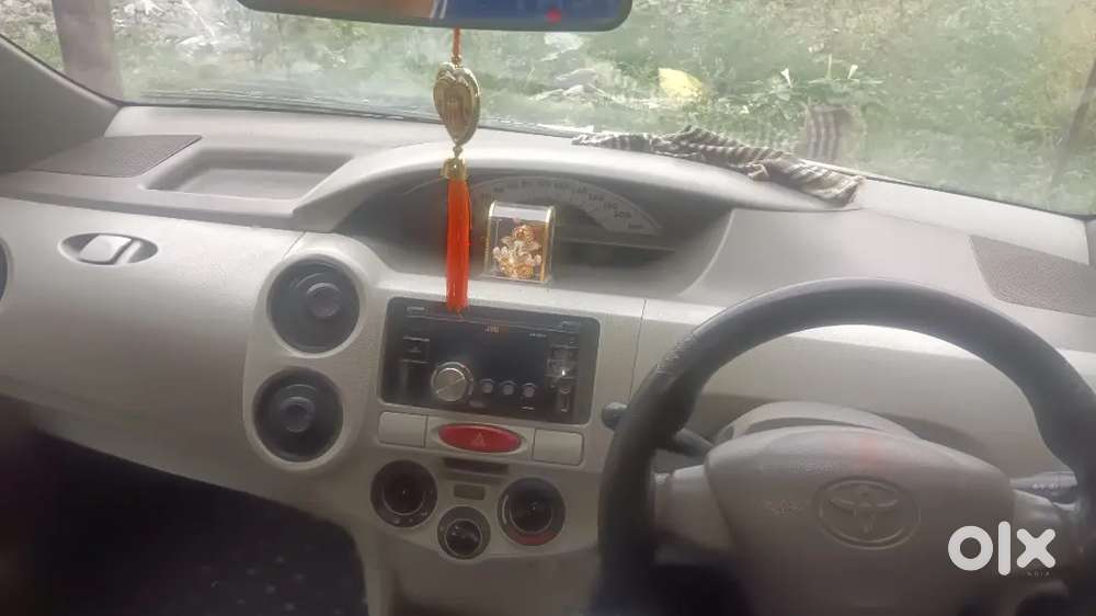 Toyota Etios G Petrol + Cng