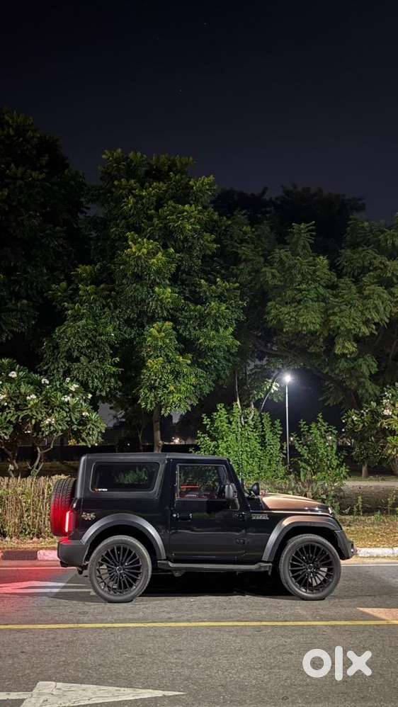 Mahindra Thar With Accesories Worth 5 Lakhs