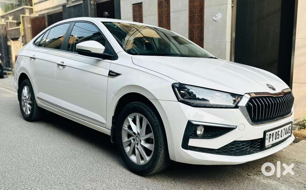 Skoda Slavia 1.0 Ambition Tsi, 2024, Petrol