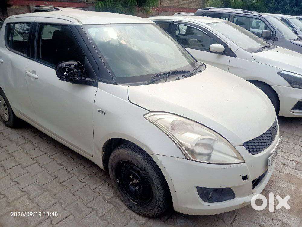 Maruti Suzuki Swift Vxi Deca, 2012, Petrol
