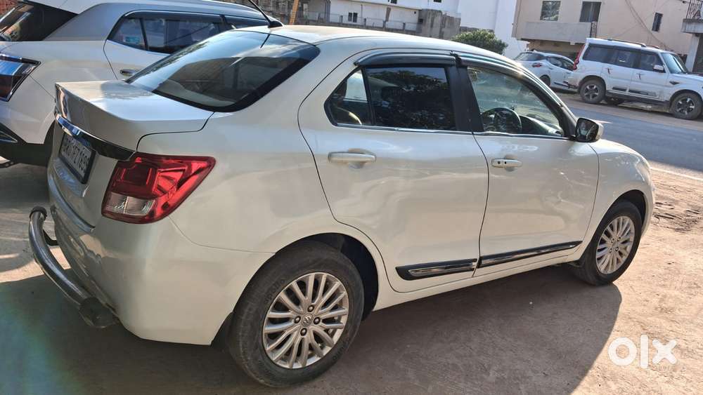 Maruti Suzuki Dzire 1.2 Zxi Cng, 2023, Cng & Hybrids