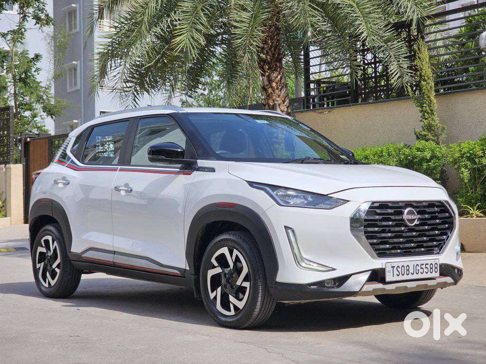 Nissan Magnite 1.0 Xv Executive Turbo Cvt, 2022, Petrol