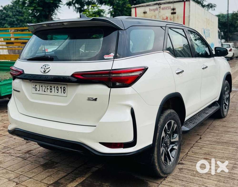 Toyota Fortuner 2.8 Legender 4x4, 2021, Diesel