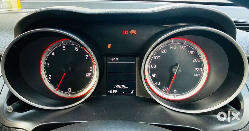 Maruti Suzuki Swift Vxi + Manual, 2023, Petrol
