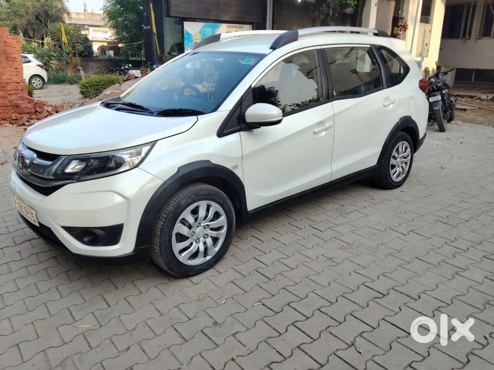 Honda Br-v 1.5 S I-vtec Mt, 2018, Petrol
