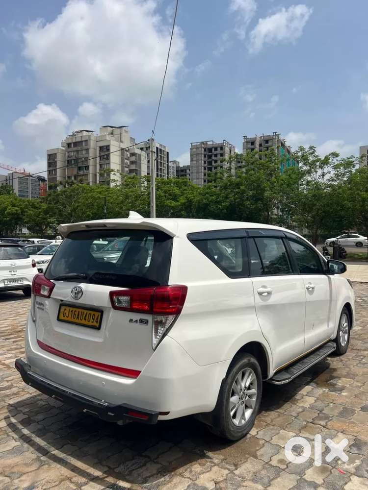 Toyota Innova Crysta 2.4 G Mt 7 Str, 2018, Diesel