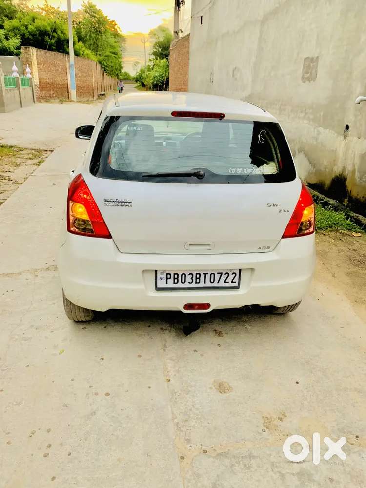 Maruti Suzuki Swift 2010 Petrol 103000 Km Driven