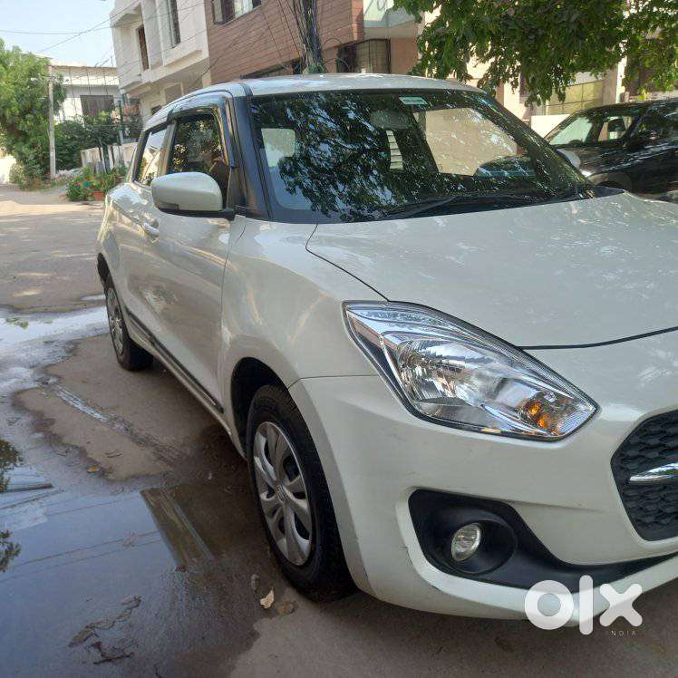 Maruti Suzuki Swift, 2023, Petrol