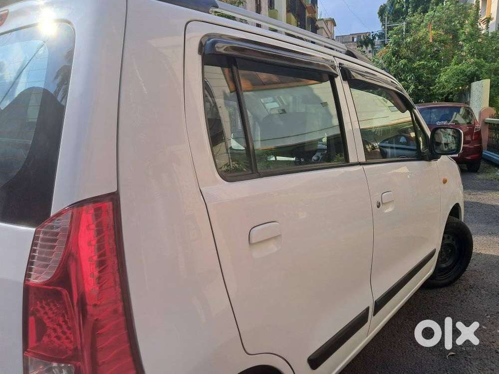 Maruti Suzuki Wagon R Vxi, 2011, Petrol