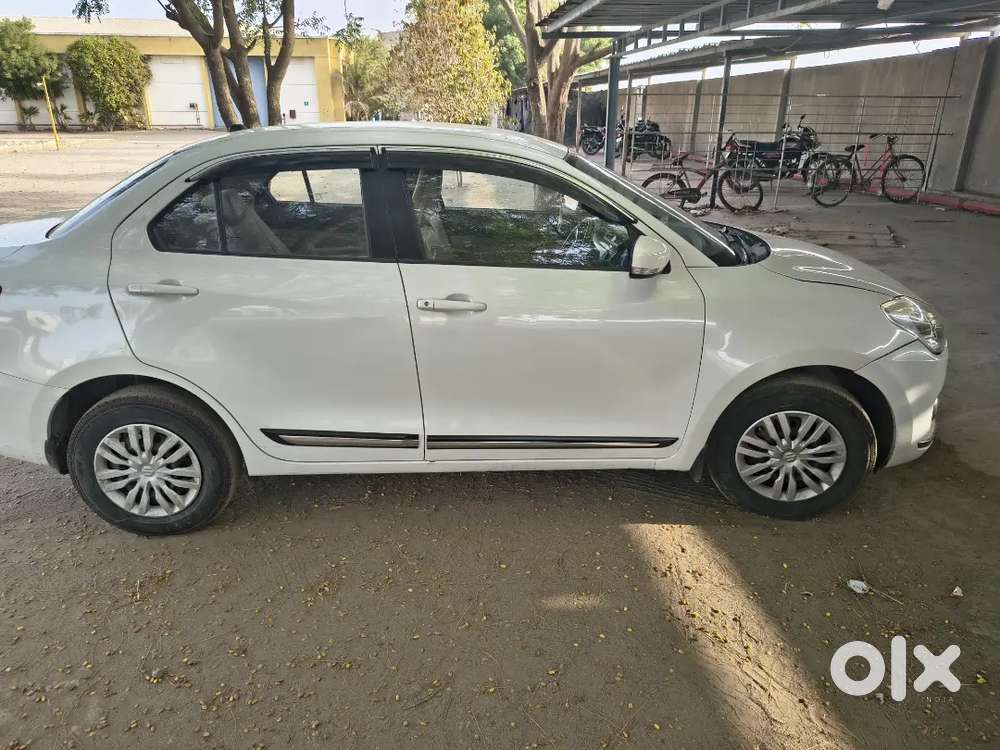 Maruti Suzuki Dzire 2018 Petrol 90000 Km Driven