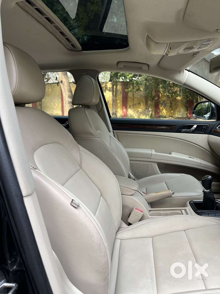 Skoda Superb 2013-2015 Elegance 1.8 Tsi Mt, 2015, Petrol